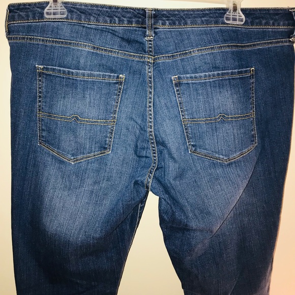 Jeans - Picture 4 of 5